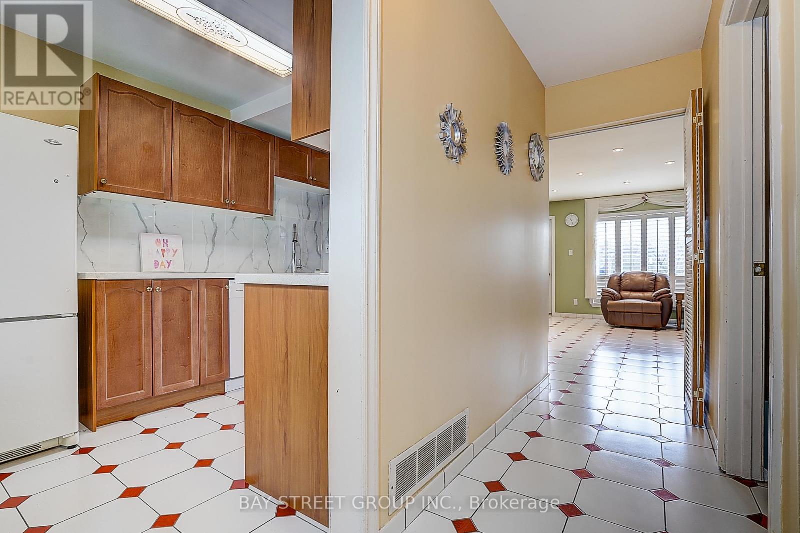 10 - 91 Rameau Drive, Toronto, Ontario  M2H 1T6 - Photo 5 - C13076352