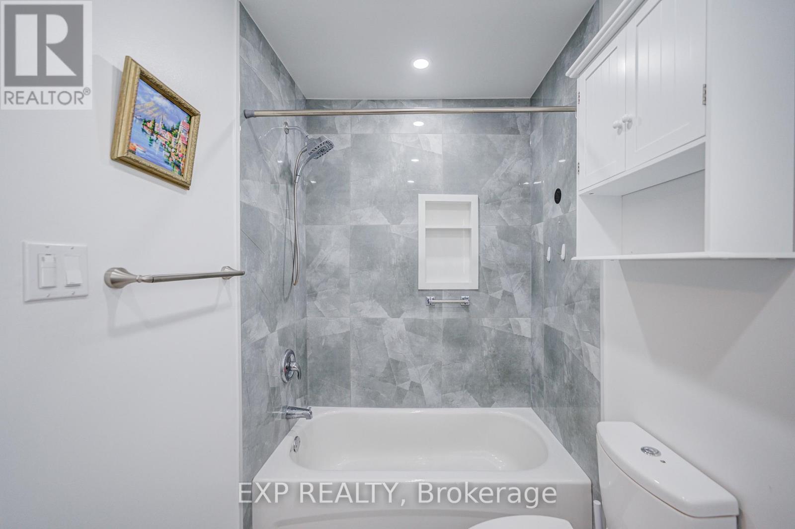 124 Chipwood Crescent, Toronto, Ontario  M2J 3X7 - Photo 16 - C13076366