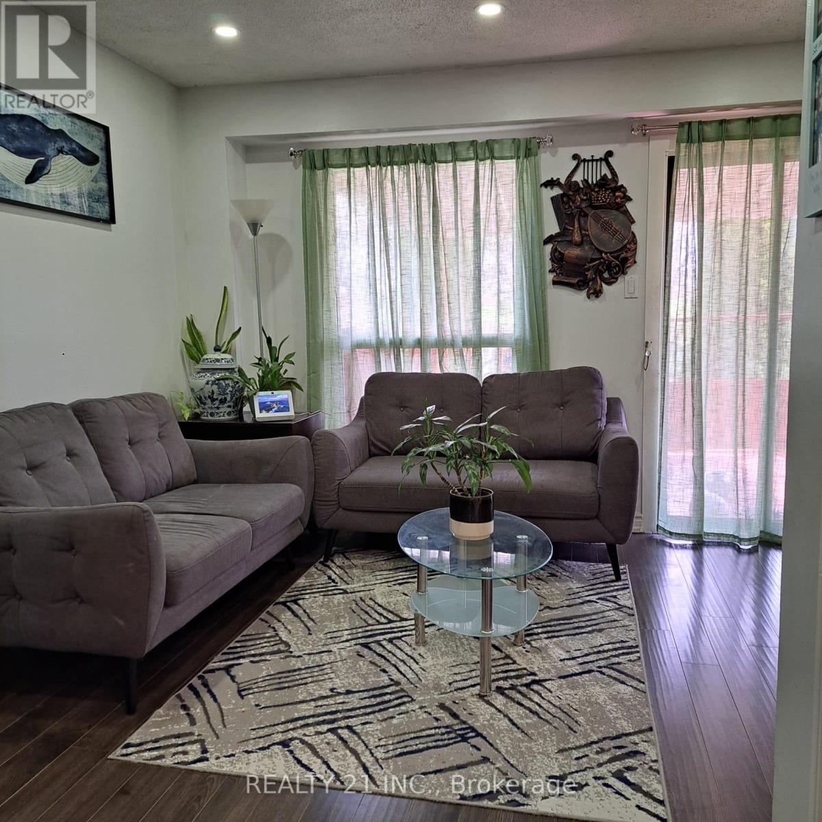55 Shepmore Terrace, Toronto, Ontario  M1B 3H3 - Photo 2 - E13076336