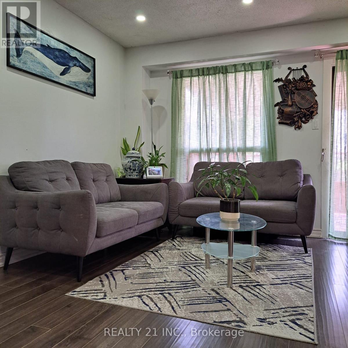 55 Shepmore Terrace, Toronto, Ontario  M1B 3H3 - Photo 3 - E13076336