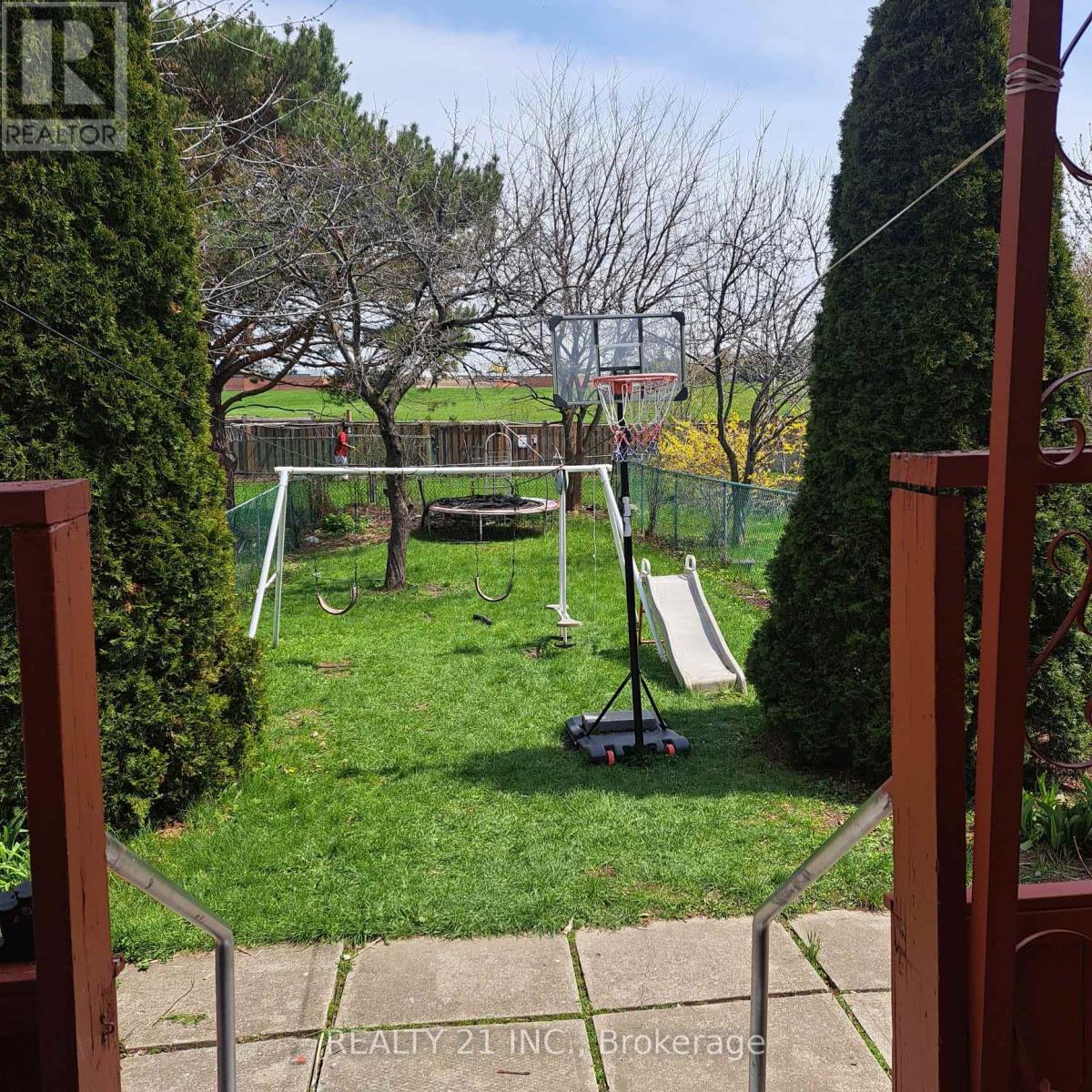 55 Shepmore Terrace, Toronto, Ontario  M1B 3H3 - Photo 30 - E13076336