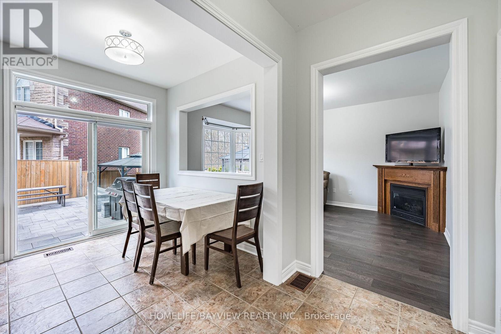212 Ray Snow Boulevard, Newmarket, Ontario  L3X 3J3 - Photo 17 - N13076348