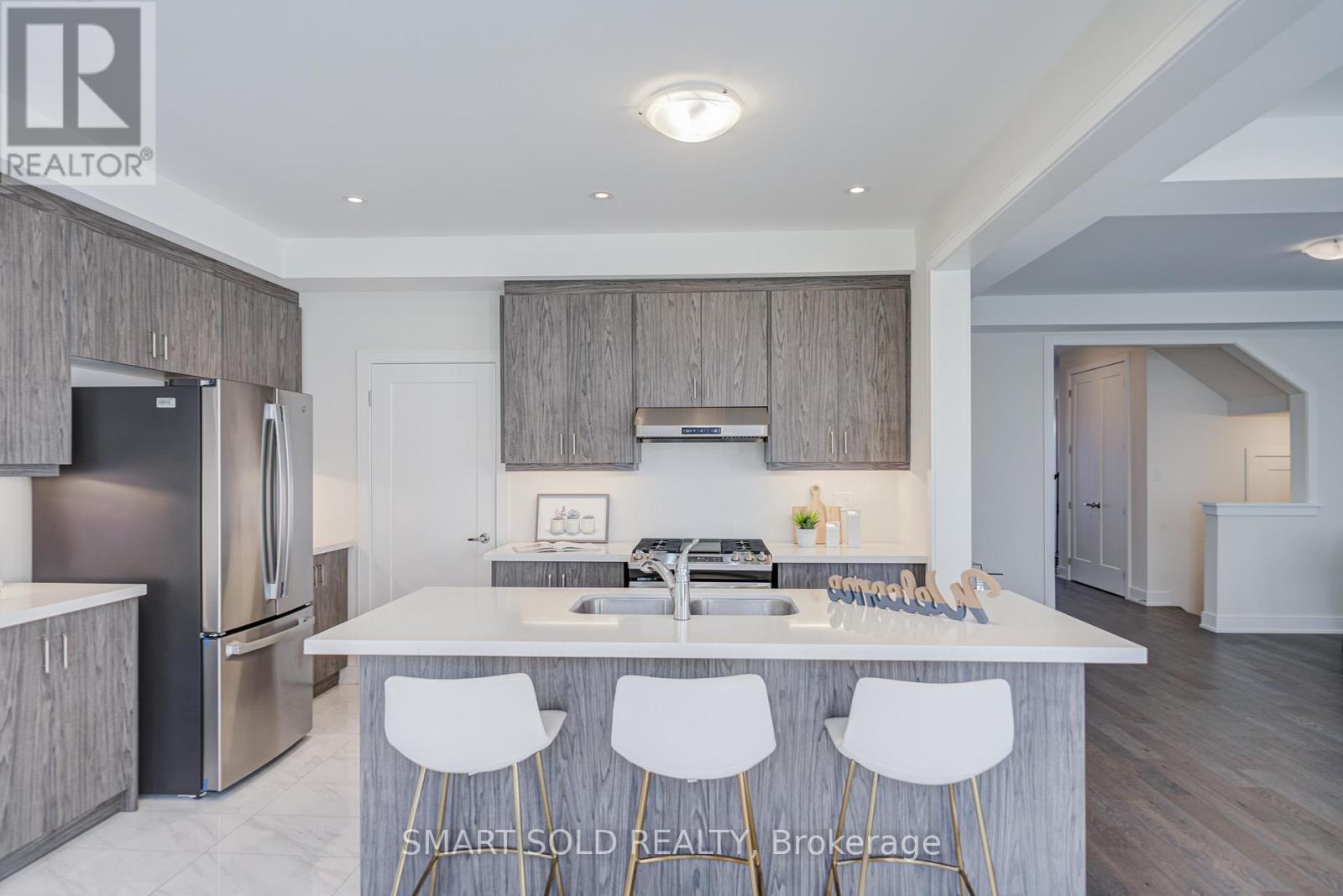 91 Angus Morton Crescent, East Gwillimbury, Ontario  L9N 1S4 - Photo 12 - N13076356