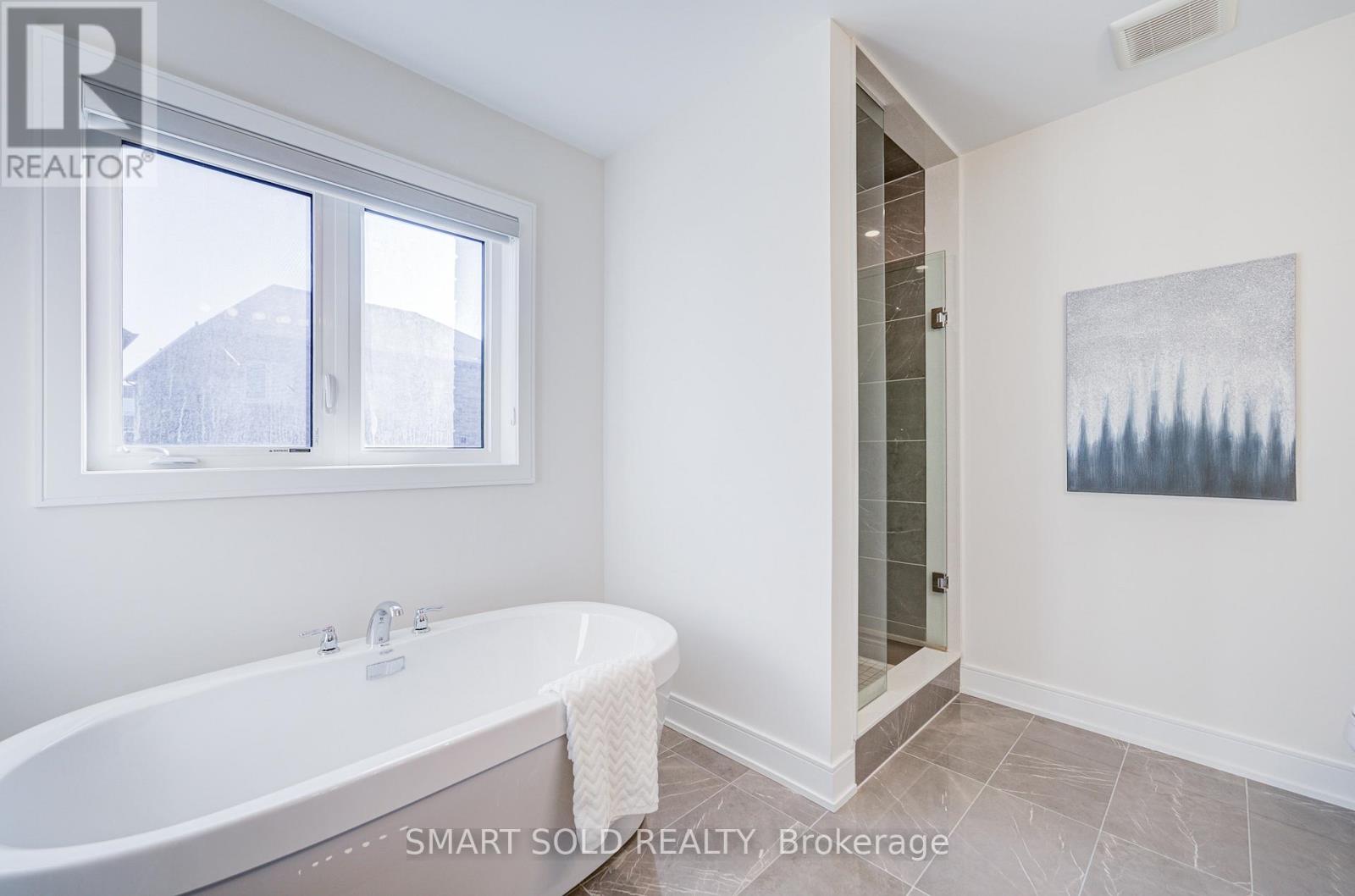 91 Angus Morton Crescent, East Gwillimbury, Ontario  L9N 1S4 - Photo 31 - N13076356