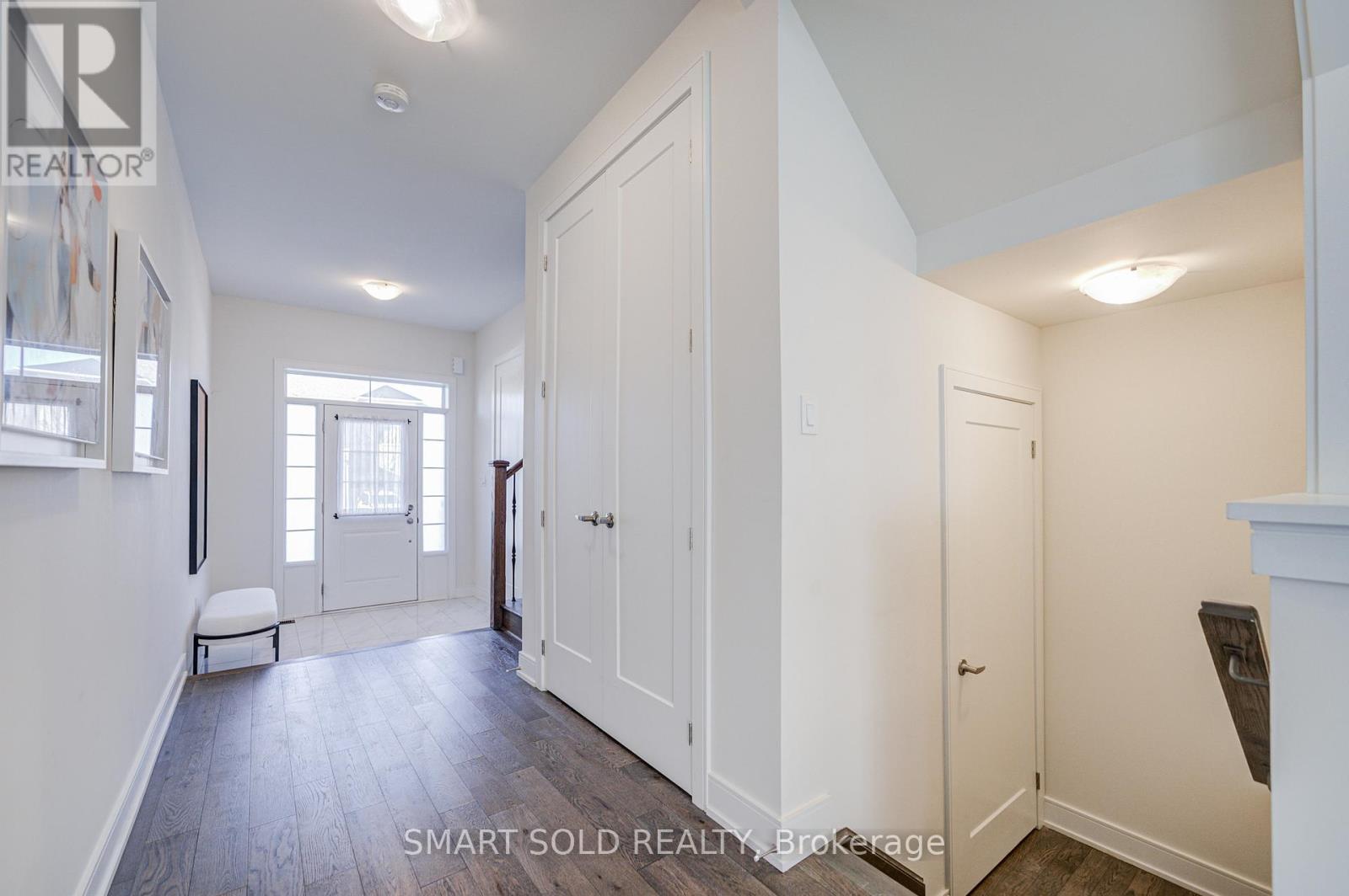 91 Angus Morton Crescent, East Gwillimbury, Ontario  L9N 1S4 - Photo 5 - N13076356