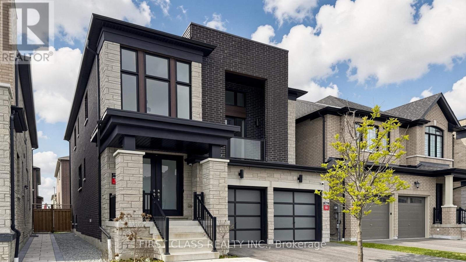 135 Markview Road, Whitchurch-Stouffville, Ontario  L4A 5B2 - Photo 2 - N13076358