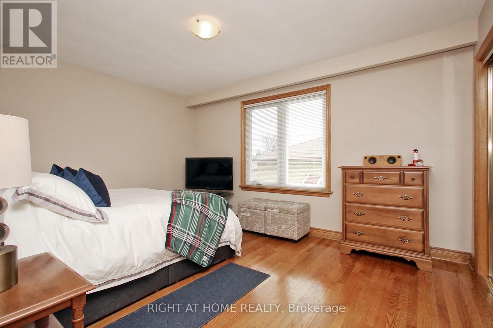 25 Sparrow Avenue, Toronto, Ontario  M6A 1L5 - Photo 16 - W13076338