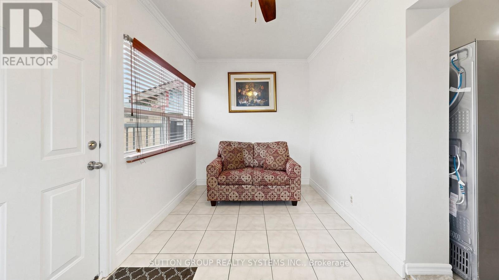 91 Kirknewton Road, Toronto, Ontario  M6E 3X9 - Photo 11 - W13076362