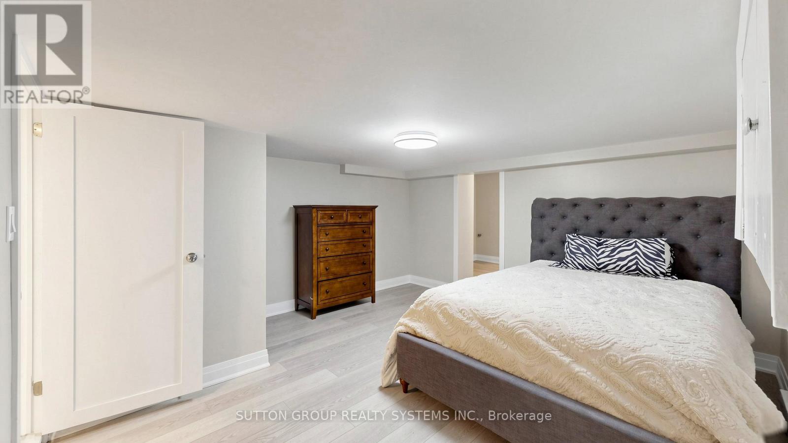 91 Kirknewton Road, Toronto, Ontario  M6E 3X9 - Photo 26 - W13076362