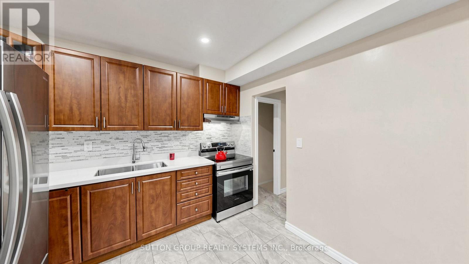 91 Kirknewton Road, Toronto, Ontario  M6E 3X9 - Photo 8 - W13076362