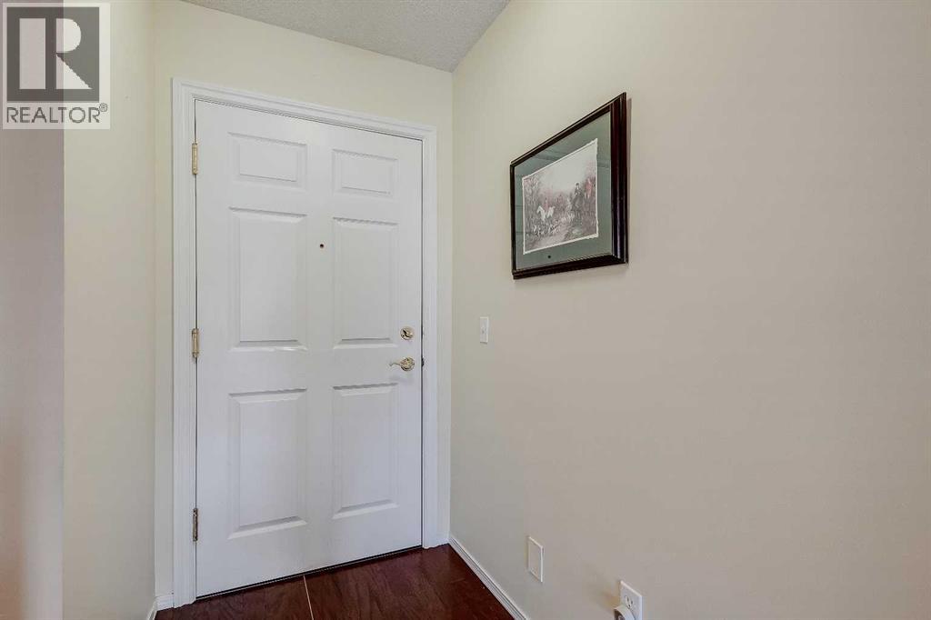 2209, 2000 Sienna Park Green Sw, Calgary, Alberta  T3H 3N7 - Photo 4 - A2304871