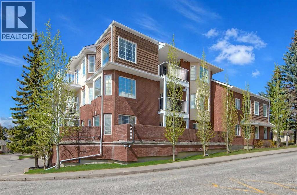 2209, 2000 Sienna Park Green SW, Calgary, Alberta