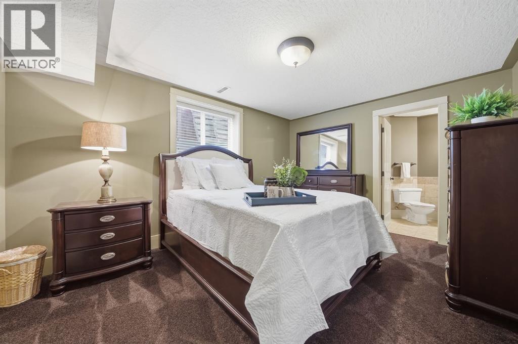 2593 Coopers Circle SW, Airdrie, Alberta  T4B 3K2 - Photo 41 - A2305434
