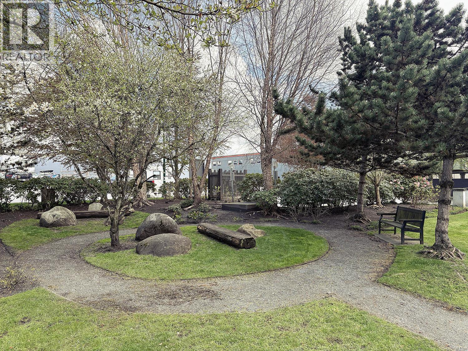 219 5788 Sidley Street, Burnaby, British Columbia  V5J 5E5 - Photo 8 - R3118340