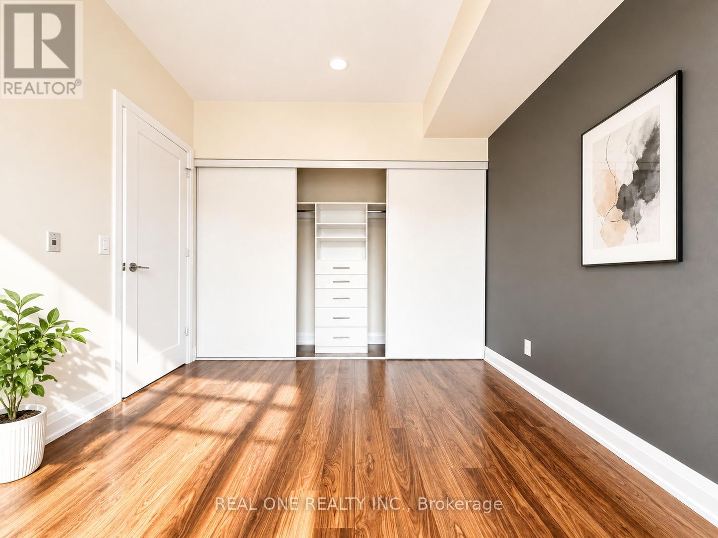2021 - 5 Sheppard Avenue E, Toronto, Ontario  M2N 2Z8 - Photo 15 - C13076410
