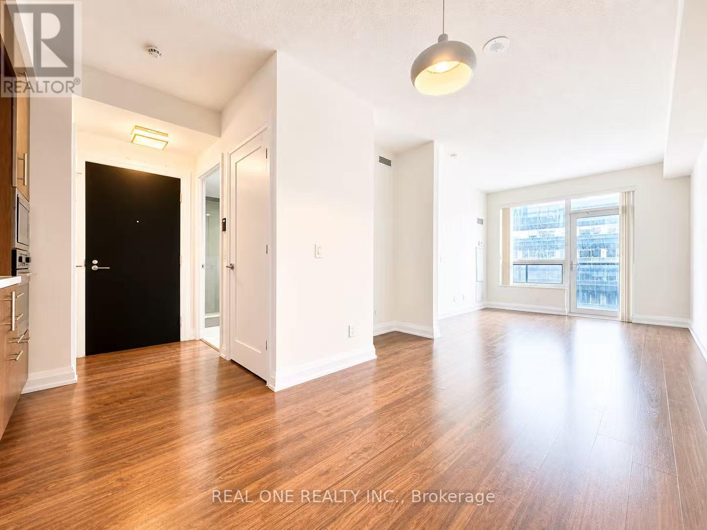 2021 - 5 Sheppard Avenue E, Toronto, Ontario  M2N 2Z8 - Photo 9 - C13076410