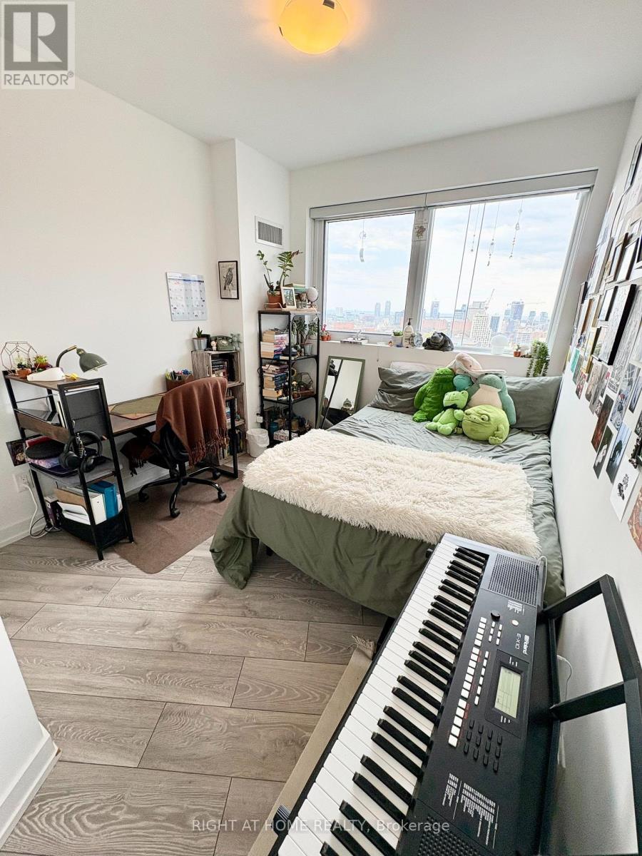 1408 - 159 Wellesley Street E, Toronto, Ontario  M4Y 0H5 - Photo 11 - C13076428