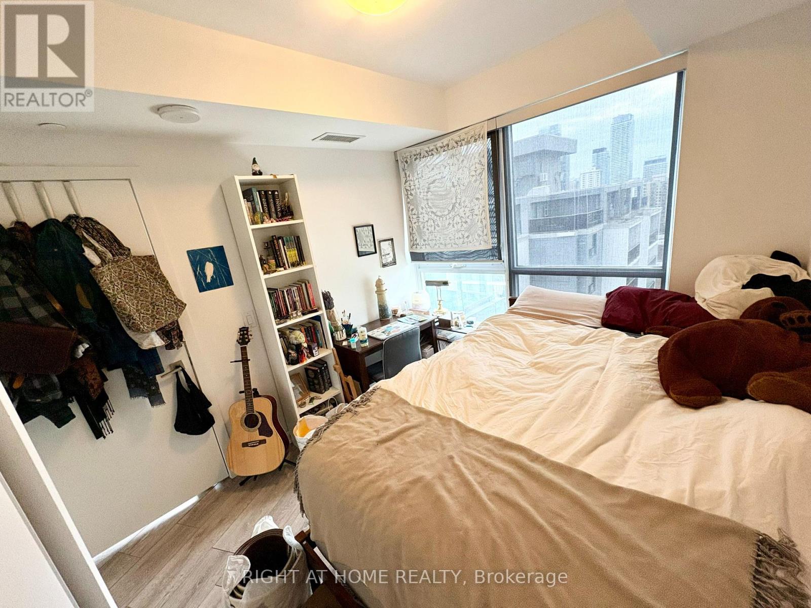 1408 - 159 Wellesley Street E, Toronto, Ontario  M4Y 0H5 - Photo 13 - C13076428