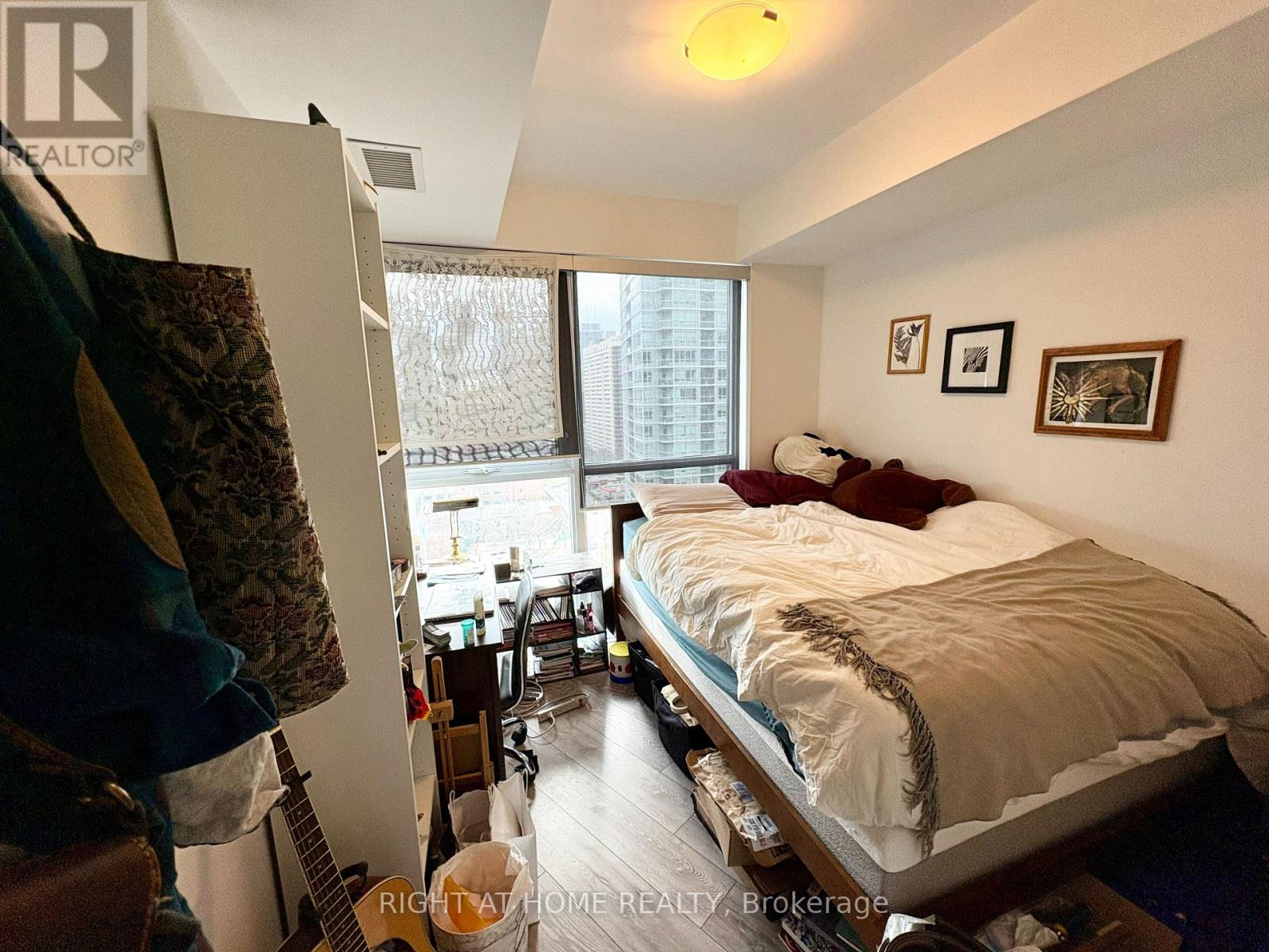 1408 - 159 Wellesley Street E, Toronto, Ontario  M4Y 0H5 - Photo 15 - C13076428