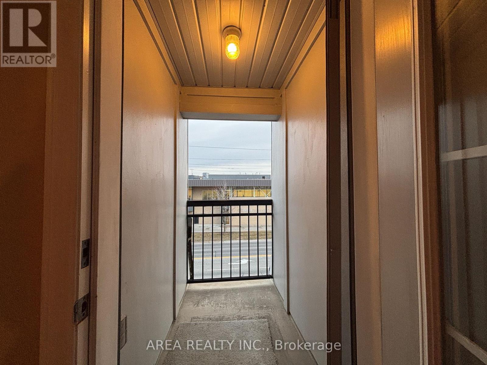 134a Finch Avenue W, Toronto, Ontario  M2N 2H9 - Photo 6 - C13076440