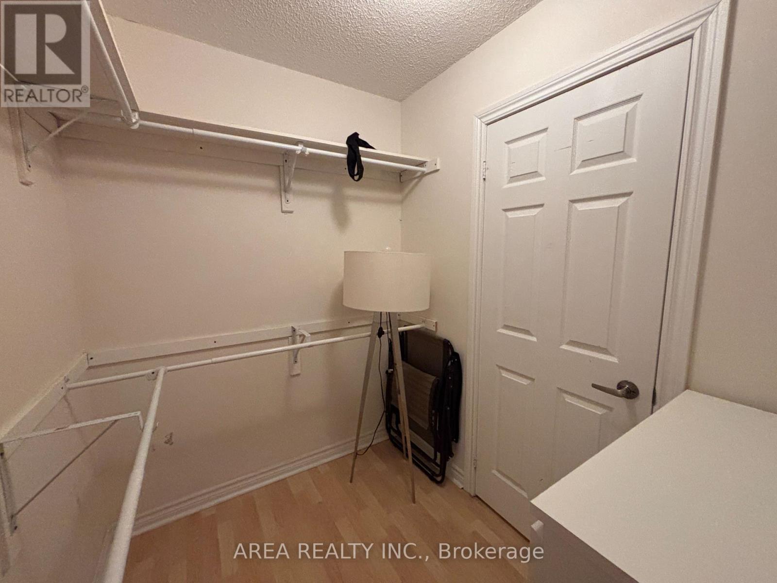 134a Finch Avenue W, Toronto, Ontario  M2N 2H9 - Photo 7 - C13076440