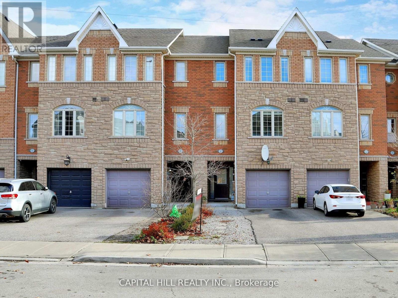 7 PIDGEON STREET, Toronto, Ontario