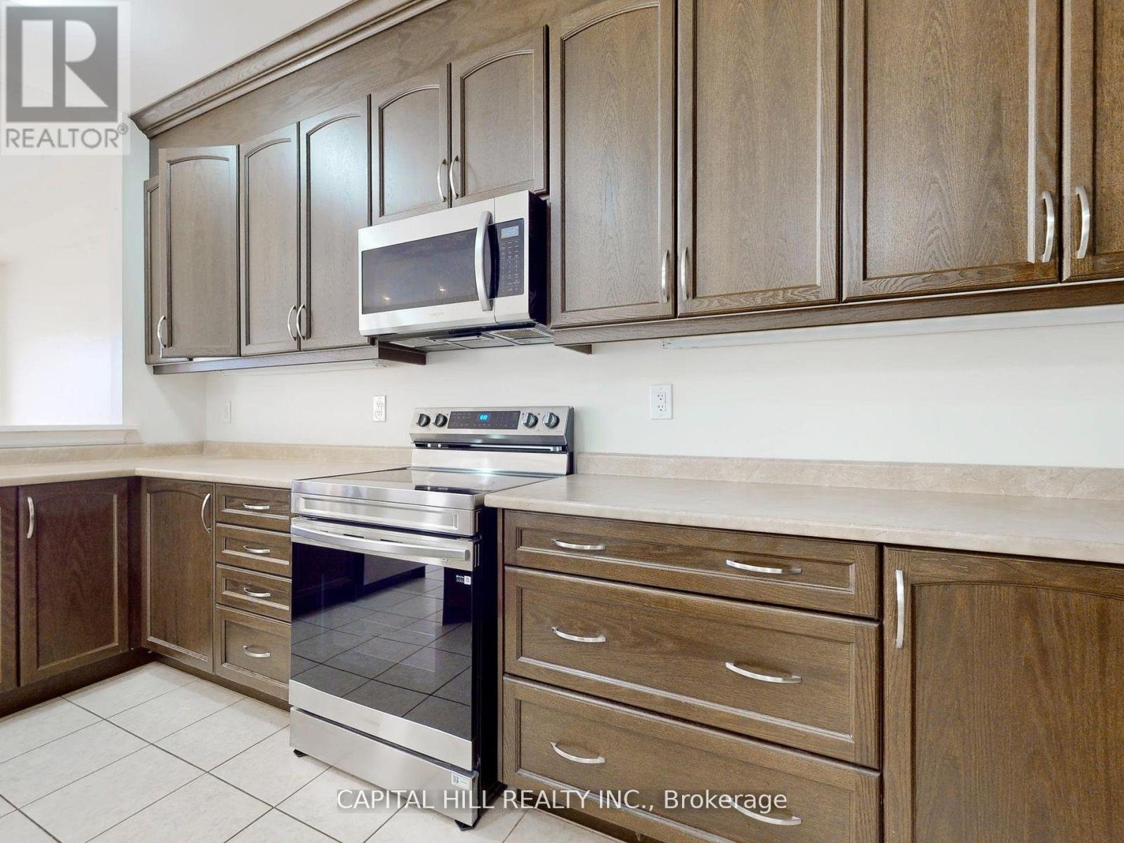 7 Pidgeon Street, Toronto, Ontario  M1L 0C7 - Photo 13 - E13076388