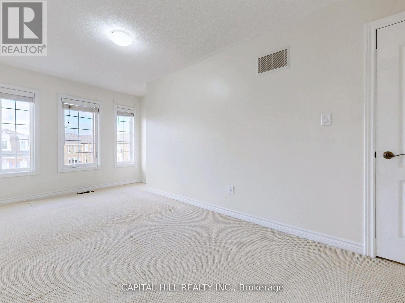 7 Pidgeon Street, Toronto, Ontario  M1L 0C7 - Photo 29 - E13076388