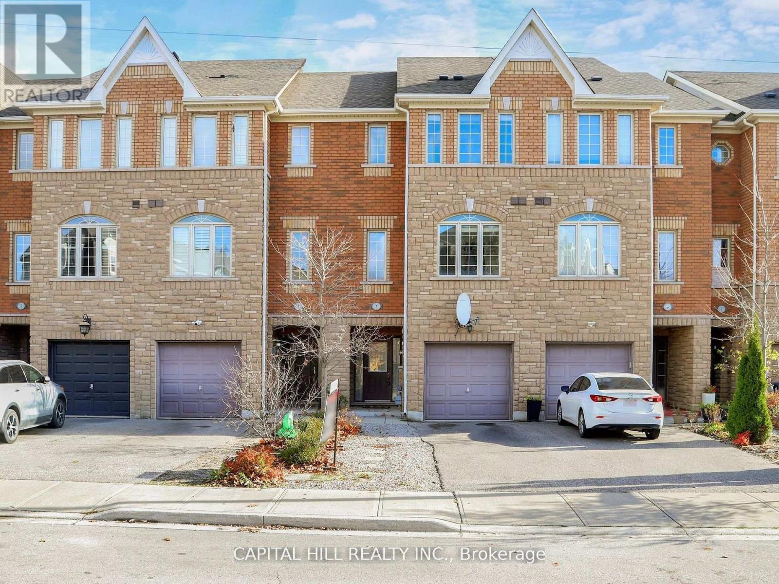 7 Pidgeon Street, Toronto, Ontario  M1L 0C7 - Photo 3 - E13076388