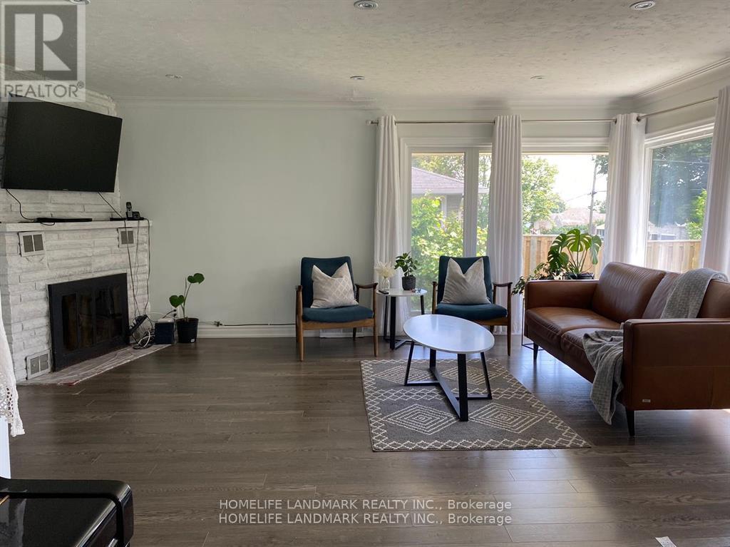 59 Elizabeth Crescent S, Whitby, Ontario  L1N 3R8 - Photo 2 - E13076400
