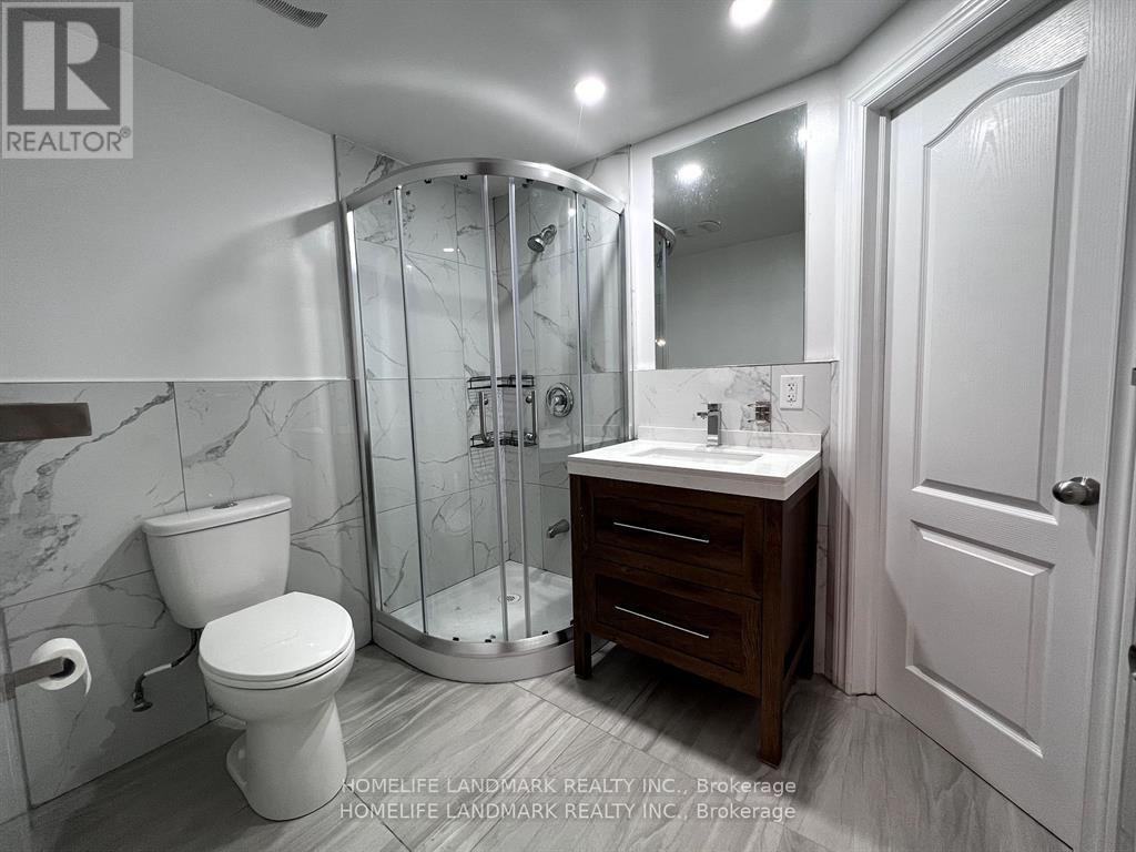 59 Elizabeth Crescent S, Whitby, Ontario  L1N 3R8 - Photo 7 - E13076400