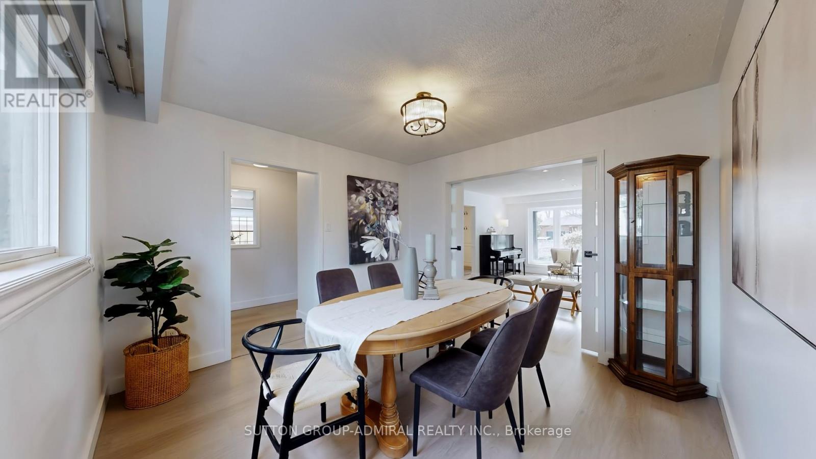 7 Knotty Pine Trail, Markham, Ontario  L3T 3W5 - Photo 11 - N13076424