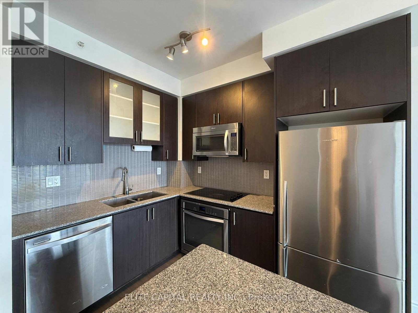 1109 - 9088 Yonge Street, Richmond Hill, Ontario  L4C 6Z9 - Photo 5 - N13076432