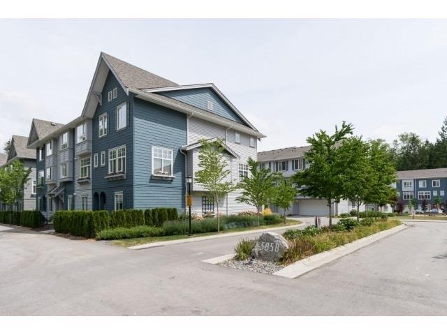 99 5858 142 STREET, Surrey, British Columbia