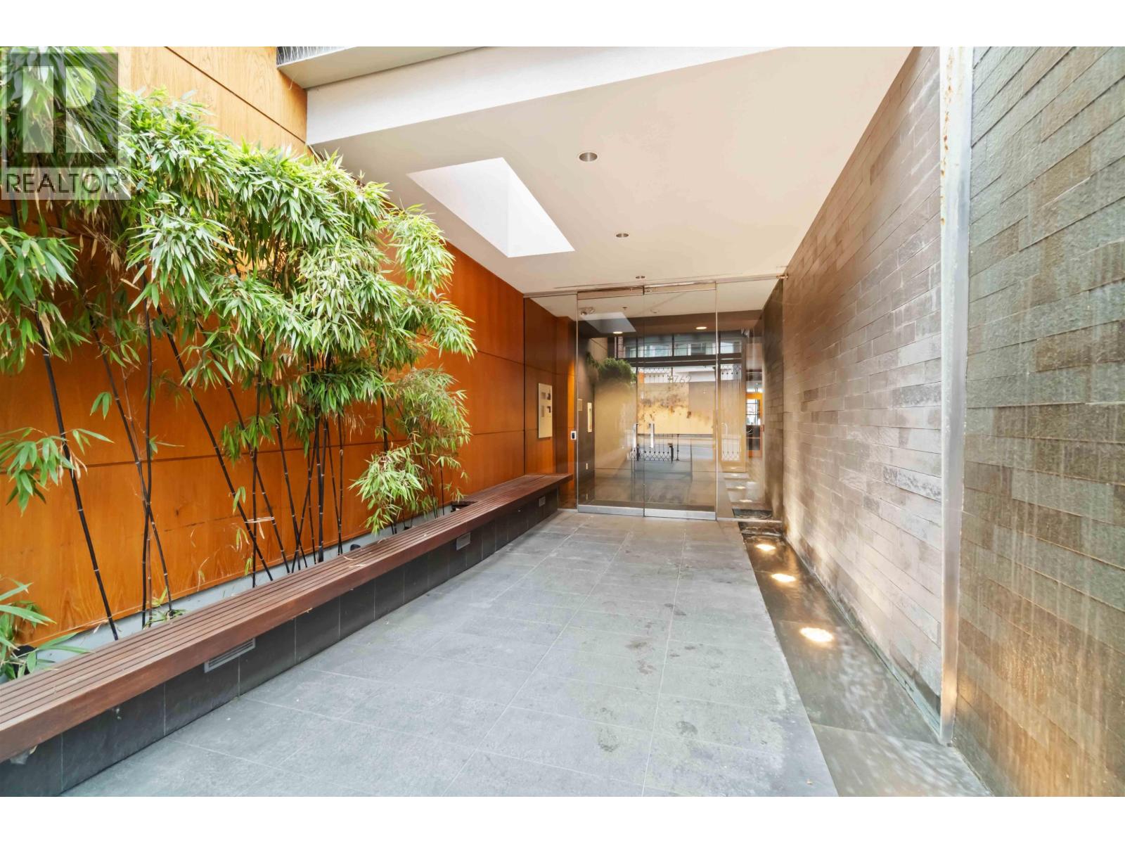 404 1762 Davie Street, Vancouver, British Columbia  V6G 1W2 - Photo 4 - R3109086