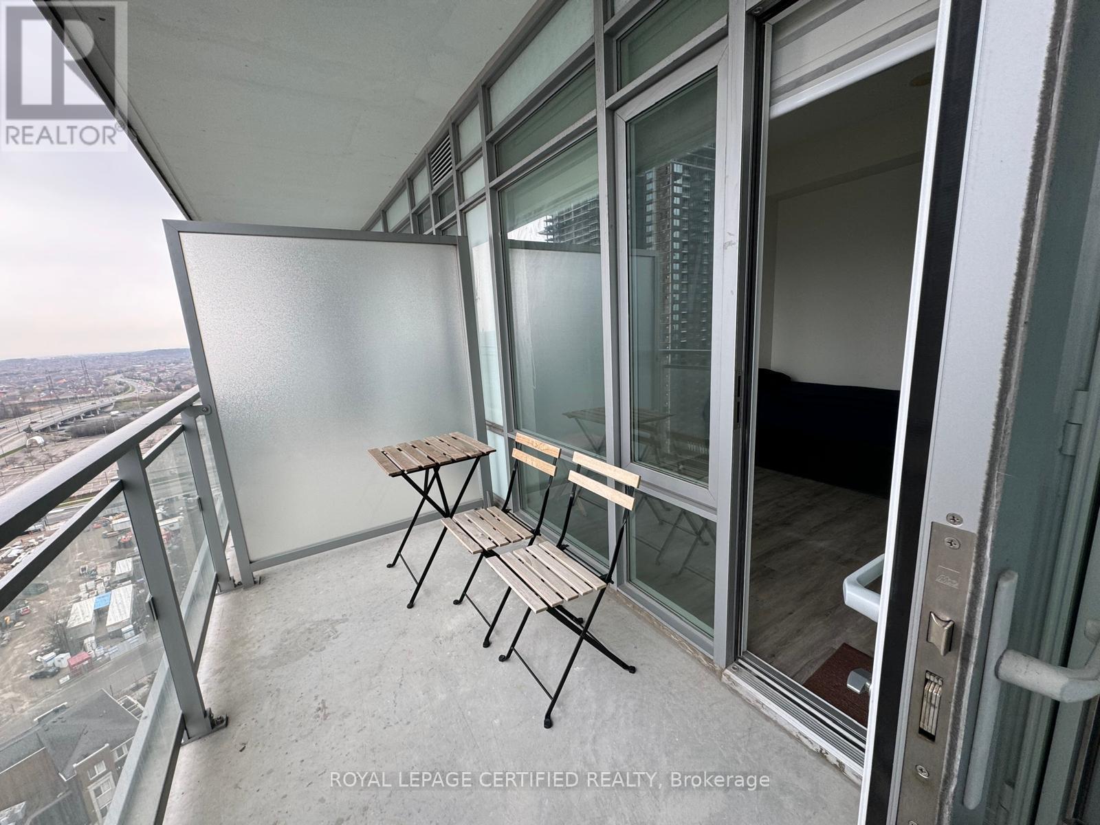 2005 - 365 Prince Of Wales Drive, Mississauga, Ontario  L5B 0G6 - Photo 11 - W13076390