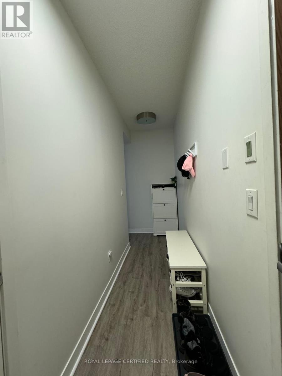 2005 - 365 Prince Of Wales Drive, Mississauga, Ontario  L5B 0G6 - Photo 13 - W13076390