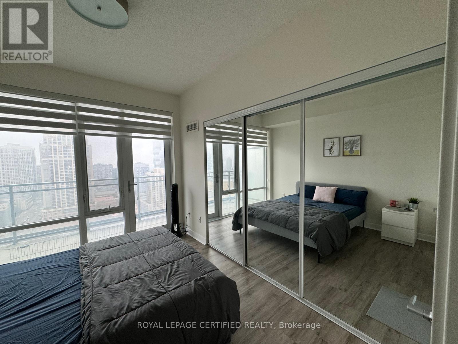 2005 - 365 Prince Of Wales Drive, Mississauga, Ontario  L5B 0G6 - Photo 18 - W13076390