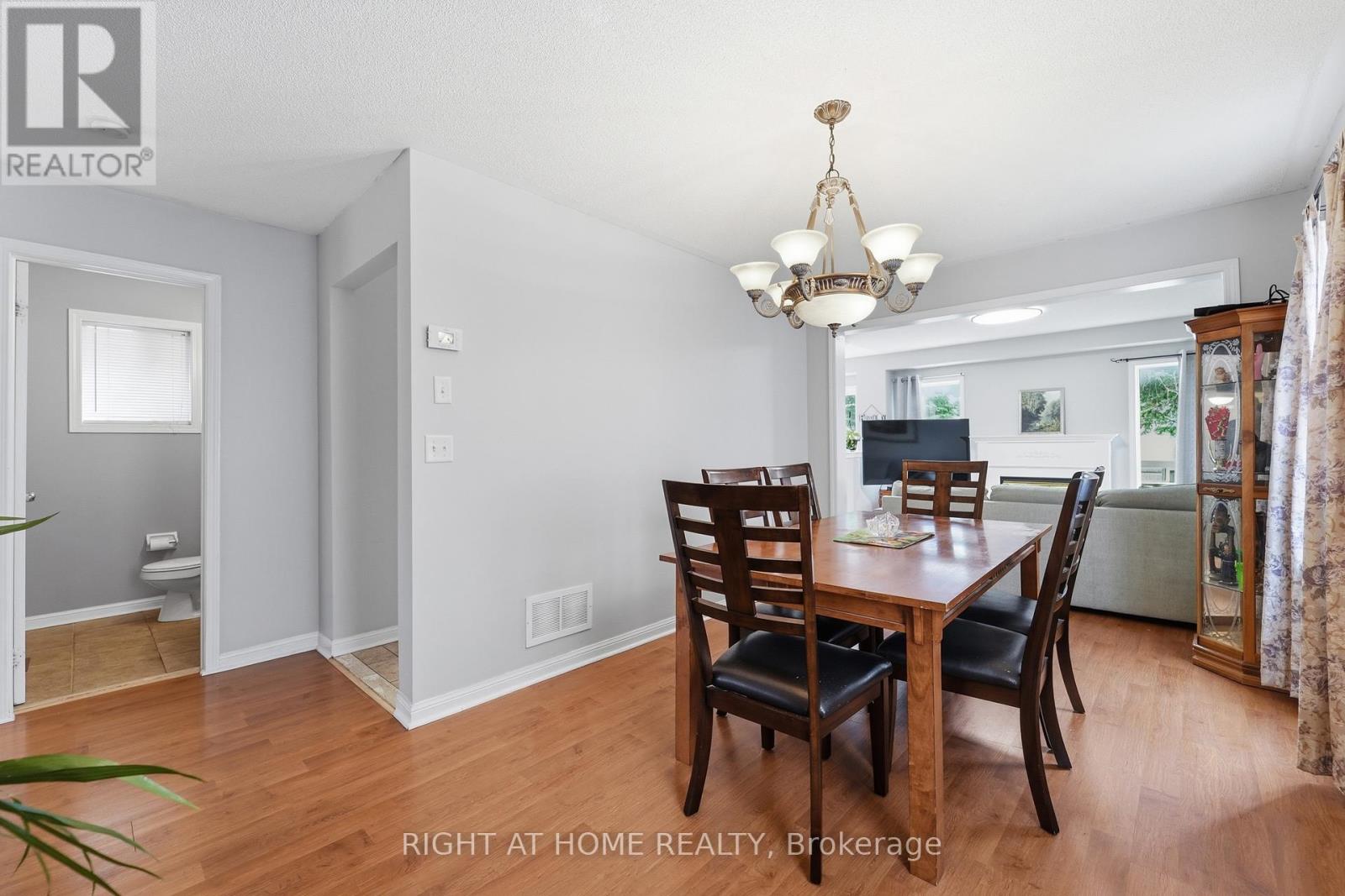 83 Headwater Road, Caledon, Ontario  L7E 2W4 - Photo 6 - W13076422
