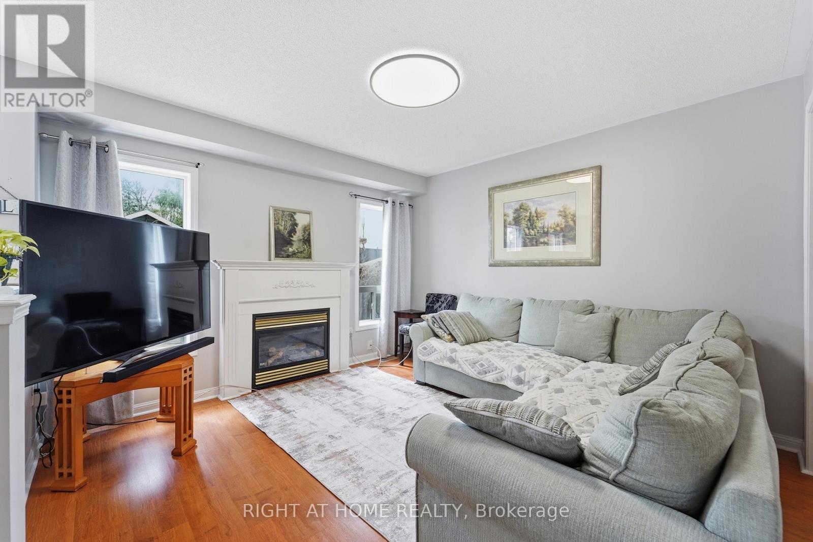 83 Headwater Road, Caledon, Ontario  L7E 2W4 - Photo 8 - W13076422