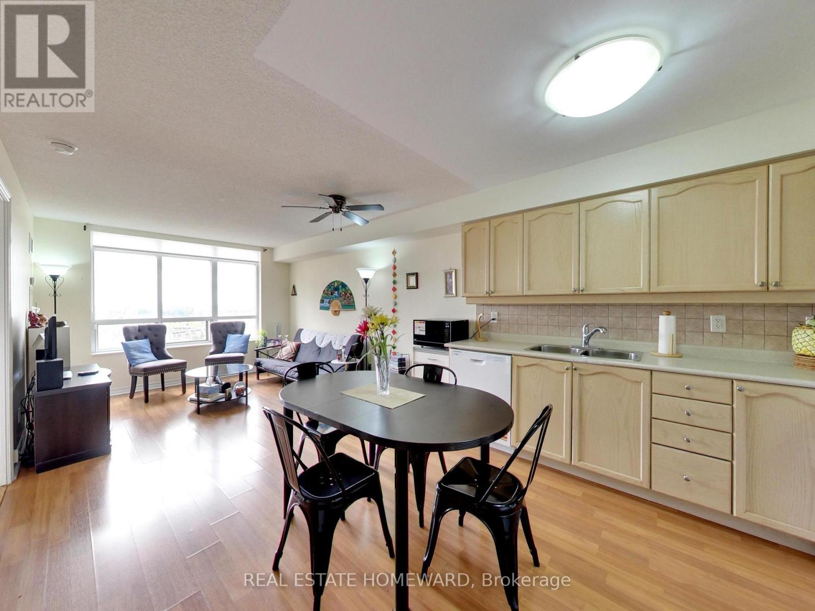 2010 - 710 HUMBERWOOD BOULEVARD, Toronto, Ontario