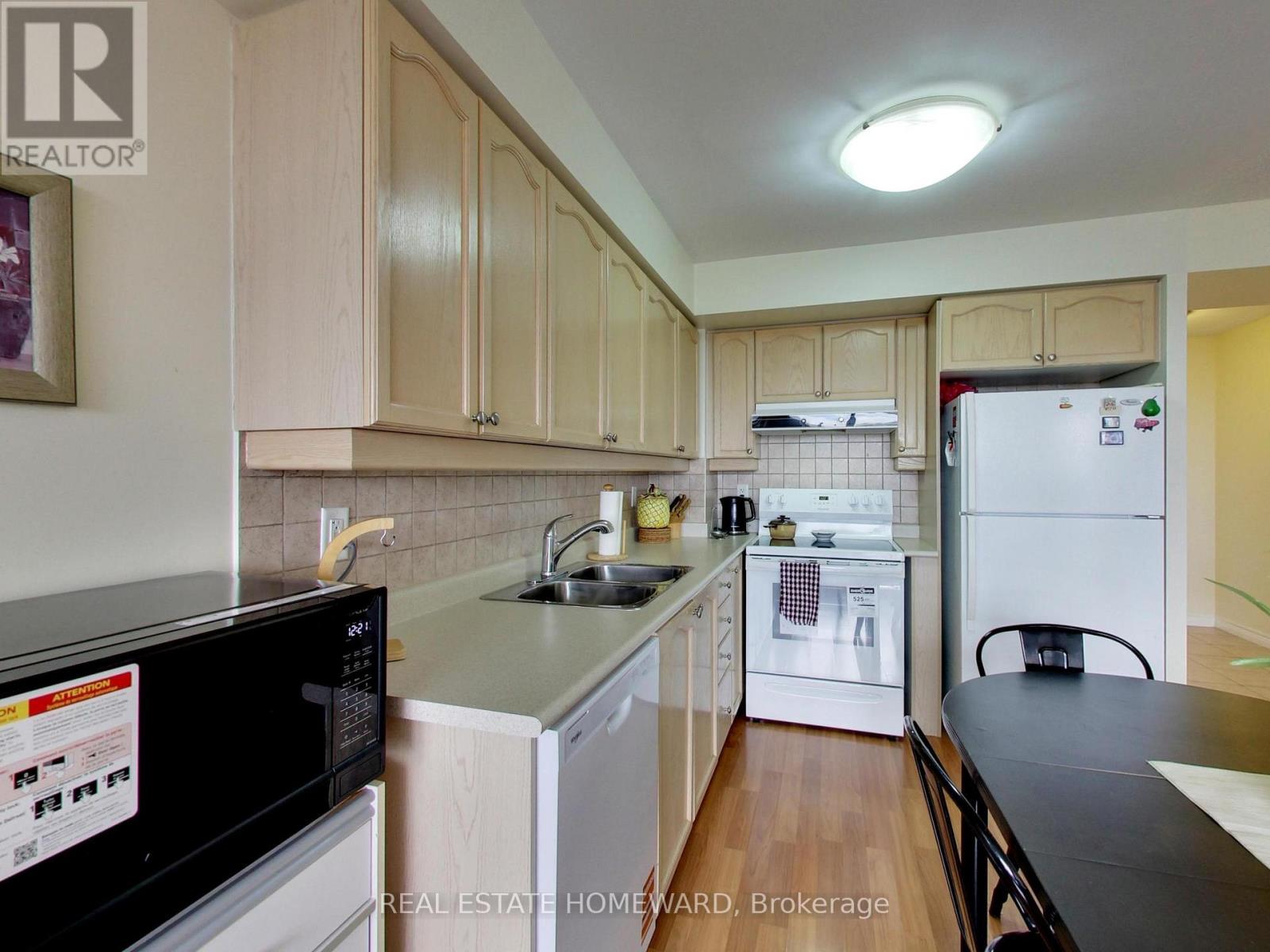 2010 - 710 Humberwood Boulevard, Toronto, Ontario  M9W 7J5 - Photo 21 - W13076434