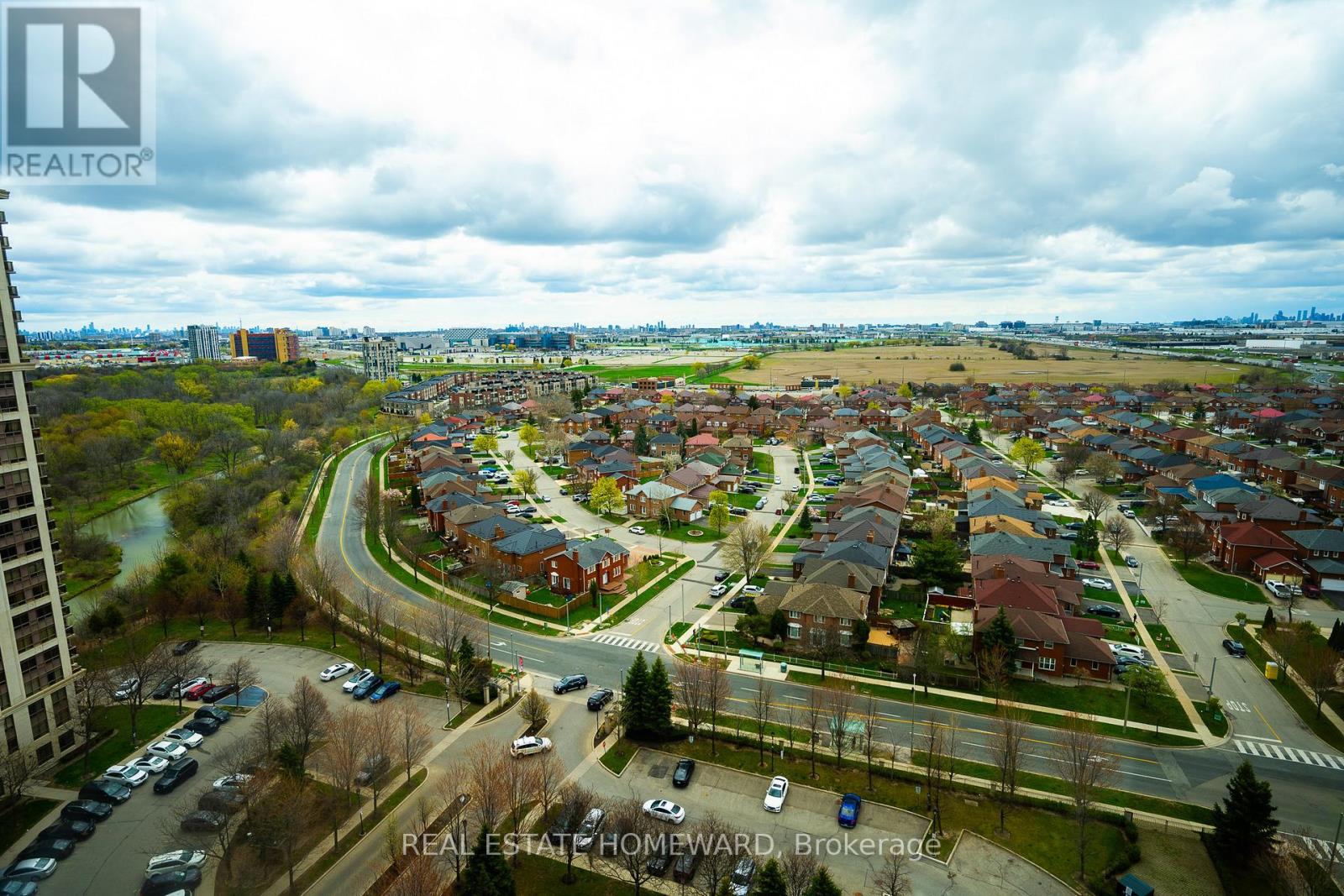 2010 - 710 Humberwood Boulevard, Toronto, Ontario  M9W 7J5 - Photo 29 - W13076434