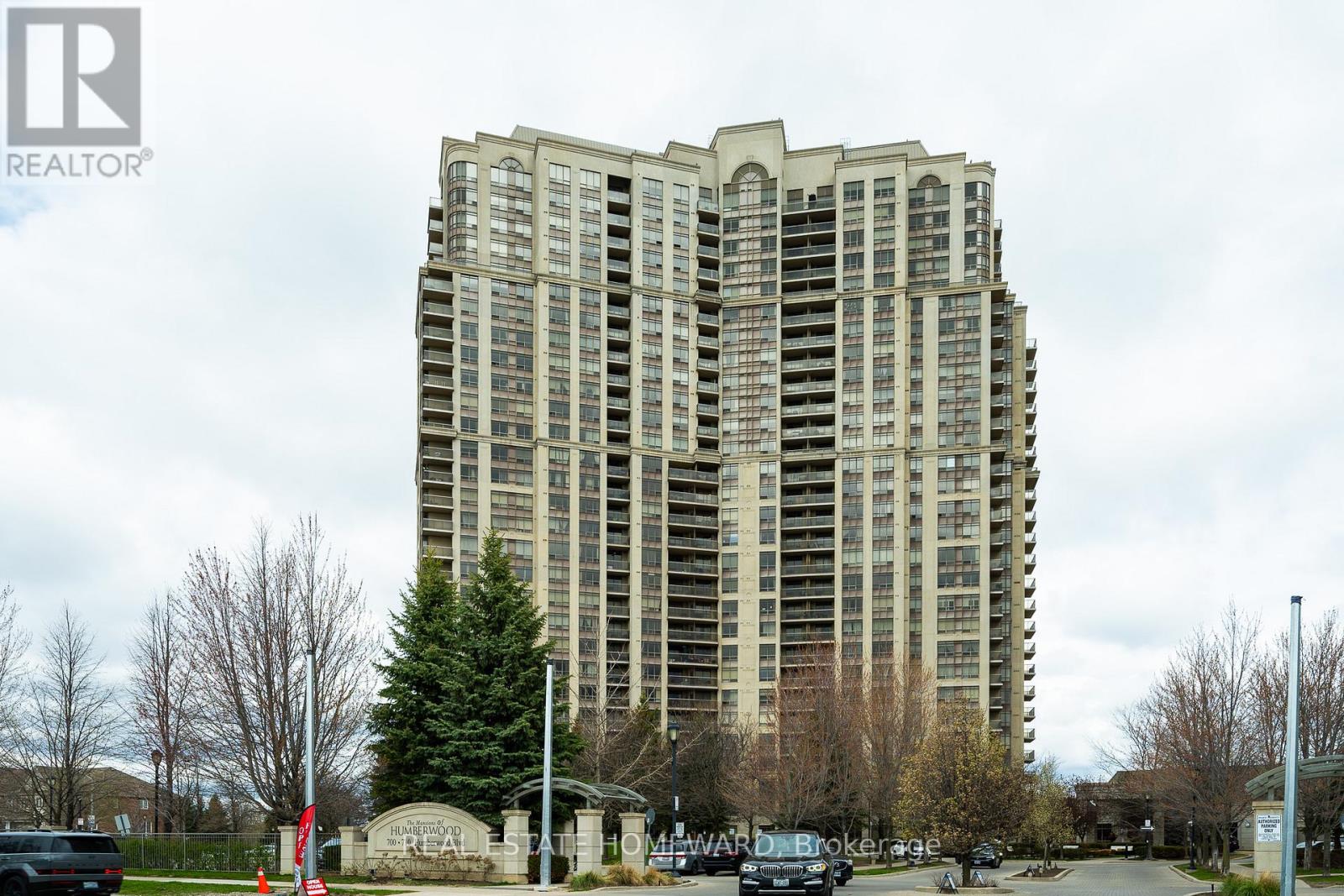 2010 - 710 Humberwood Boulevard, Toronto, Ontario  M9W 7J5 - Photo 3 - W13076434