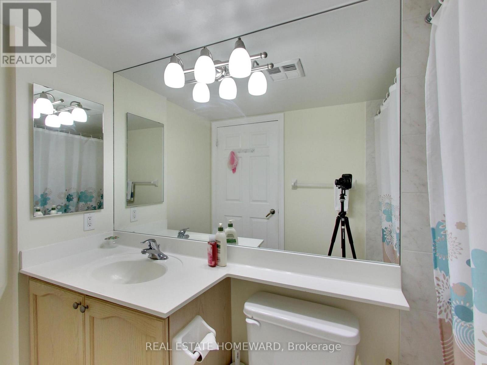 2010 - 710 Humberwood Boulevard, Toronto, Ontario  M9W 7J5 - Photo 34 - W13076434