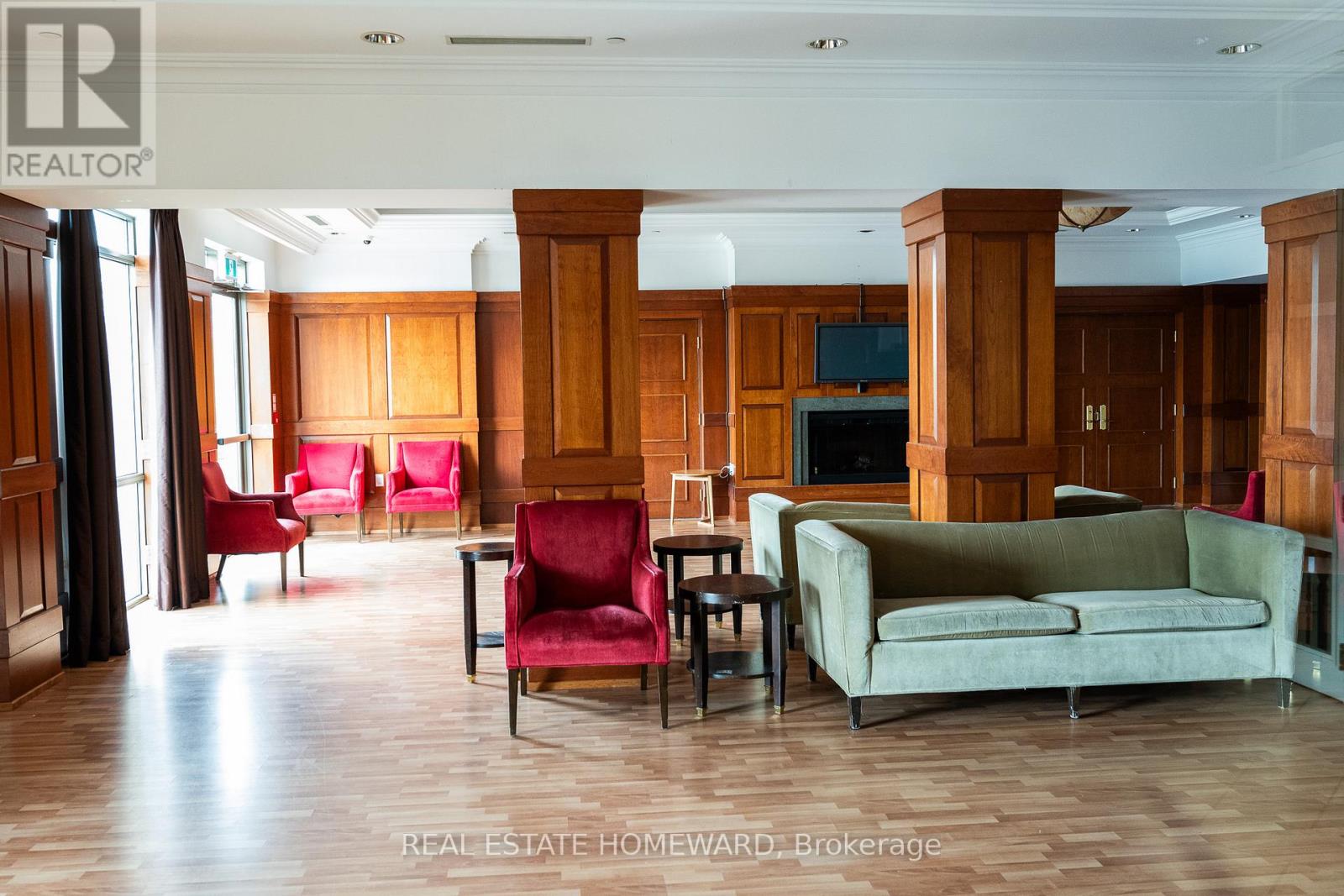 2010 - 710 Humberwood Boulevard, Toronto, Ontario  M9W 7J5 - Photo 44 - W13076434