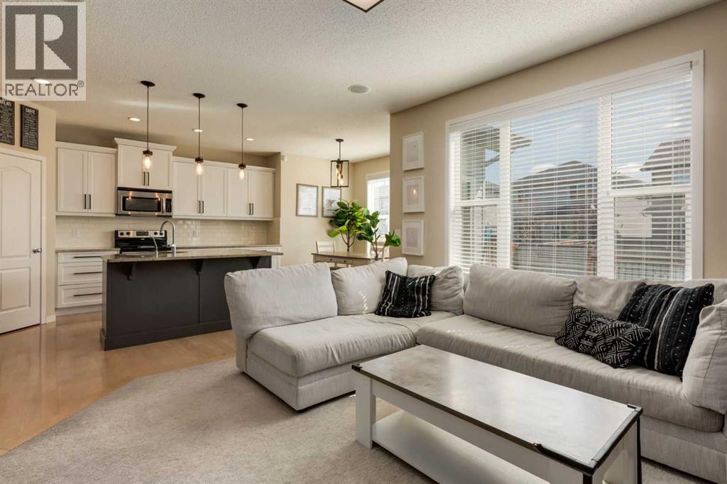 152 Brightoncrest Manor Se, Calgary, Alberta  T2Z 0N9 - Photo 3 - A2306648