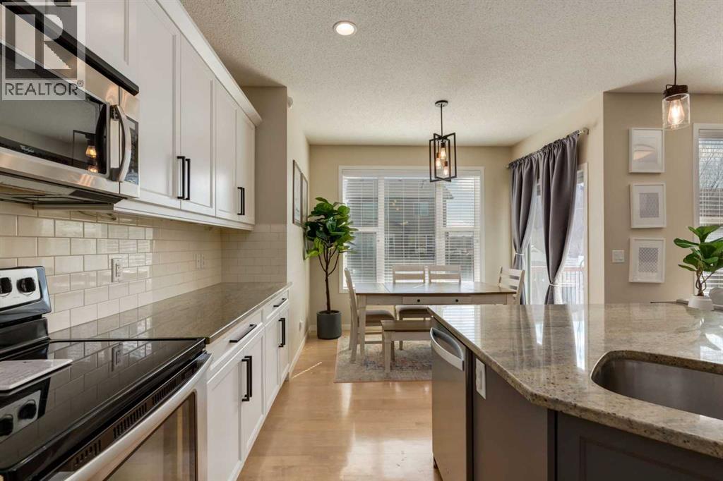 152 Brightoncrest Manor Se, Calgary, Alberta  T2Z 0N9 - Photo 7 - A2306648