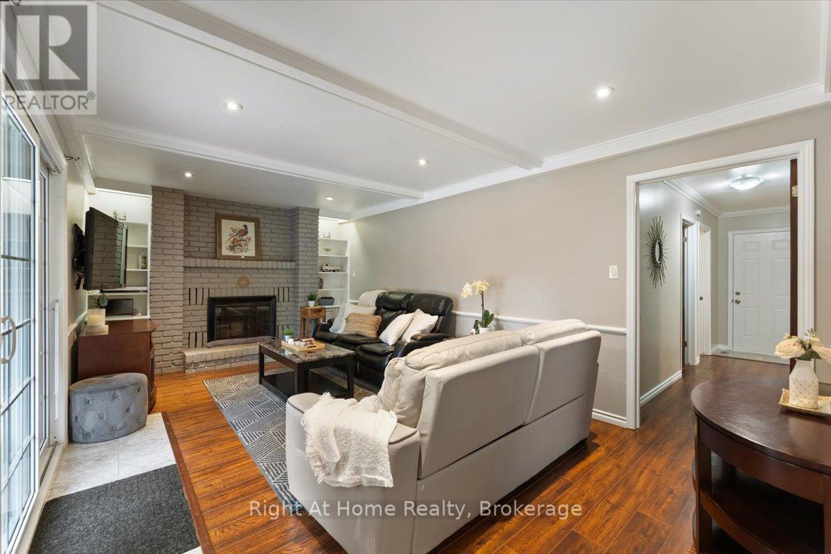 437 Shoreacres Road, Burlington, Ontario  L7L 5N2 - Photo 15 - W12968808