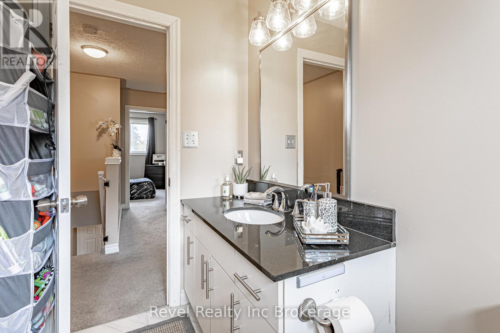116 North Town Line, Ingersoll, Ontario  N5C 1R4 - Photo 16 - X13076534